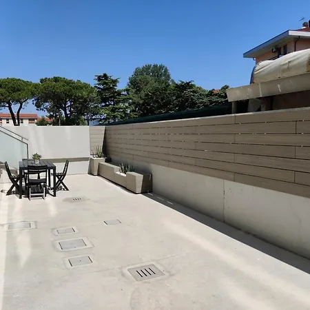 Modern Flat With Swimming Pool By The Beach Apartment Caorle